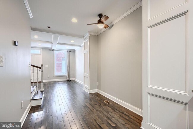 Building Photo - 115 N Belnord Ave