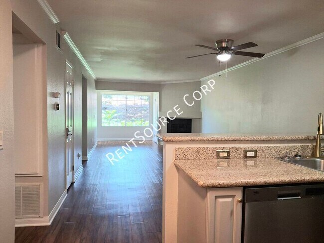 Foto del edificio - 5525 Canoga Ave