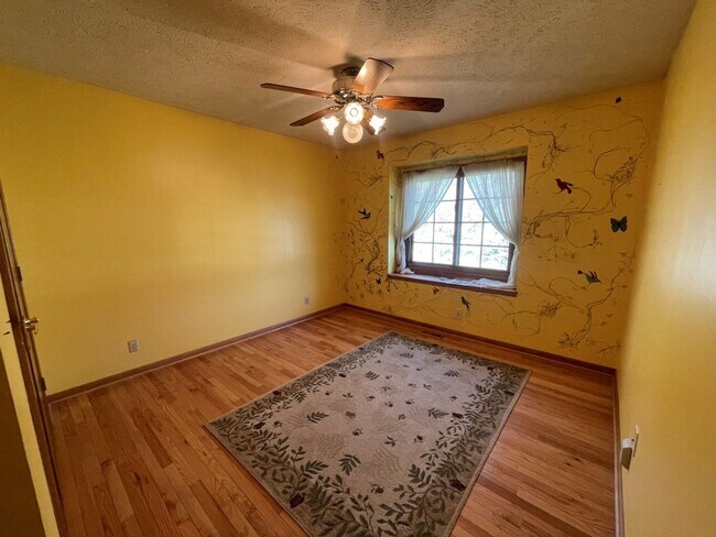 Foto del edificio - Home For Rent Bellevue.