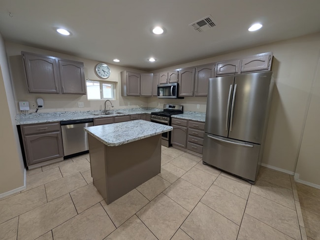 Building Photo - 6533 E Arbor Ave