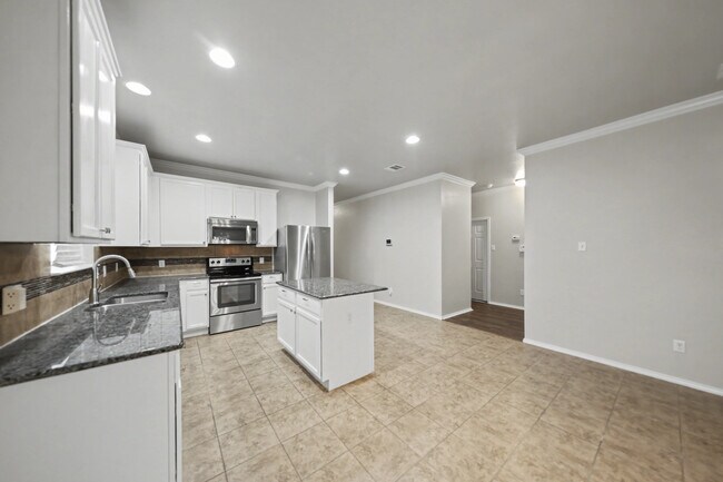 Building Photo - 9210 Devonshire Ct