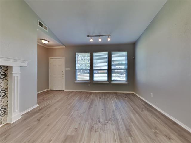 Foto del edificio - 2305 Woodhollow Ave