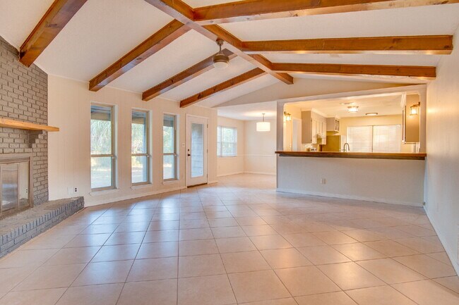 Building Photo - Spacious 3-Bed, 2-Bath Brick Home with 2-Car Garage, Granite Countertops, and Stainless Steel App...