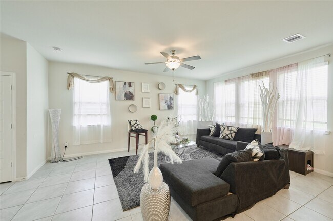 Foto del edificio - 12312 Swae Lee St