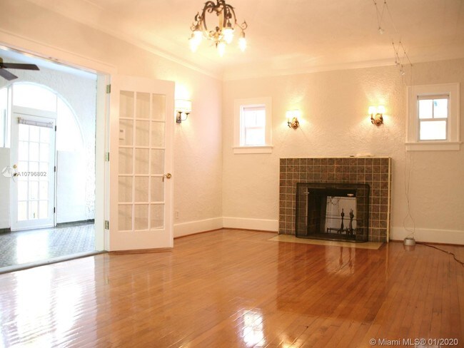 Building Photo - 58 NE 44th St