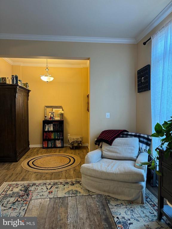 Building Photo - 22949 Fanshaw Square