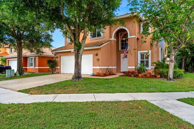 Building Photo - 6325 Willoughby Cir