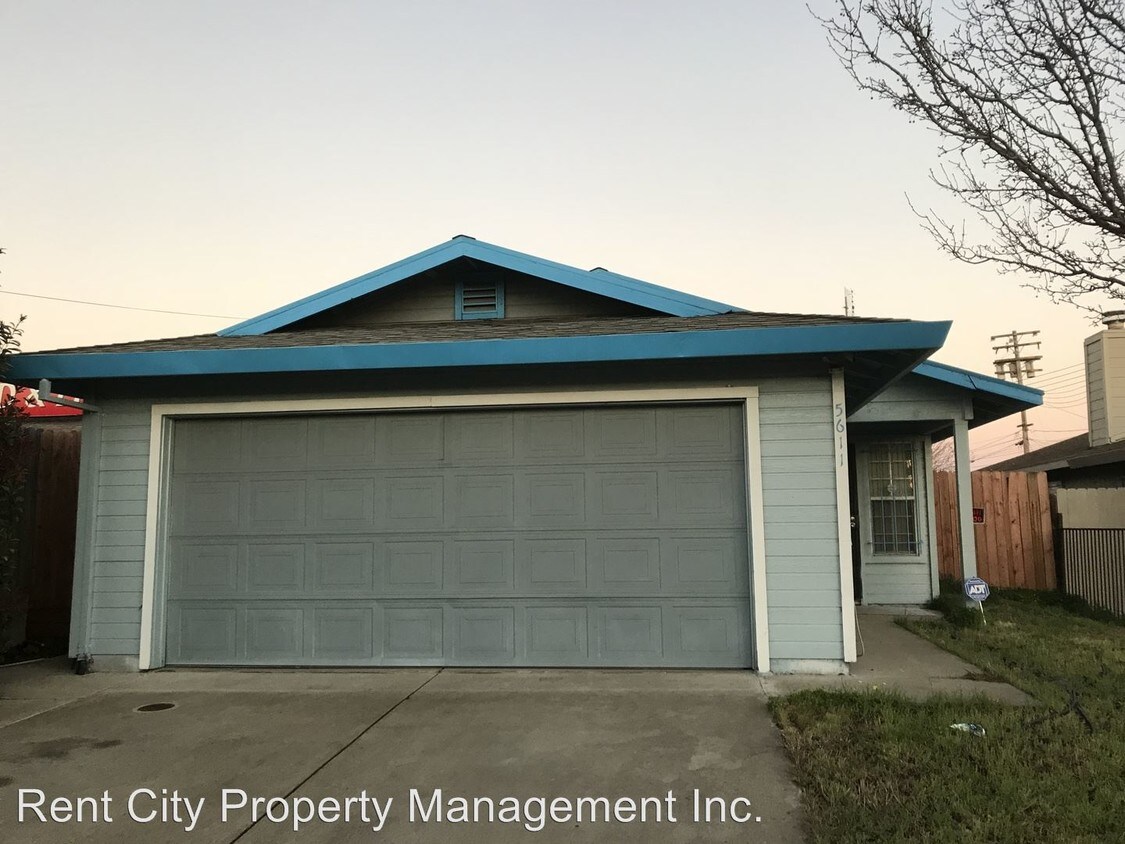 Primary Photo - 5611 Wilkinson St