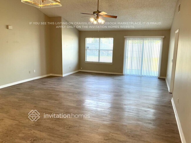 Foto del edificio - 7736 Rockridge Dr W