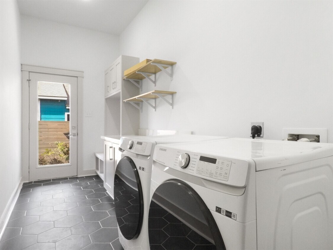 Foto principal - 1209 Tabor St