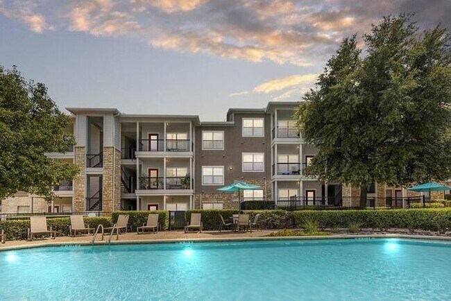 Foto del edificio - 500 S Interstate 35