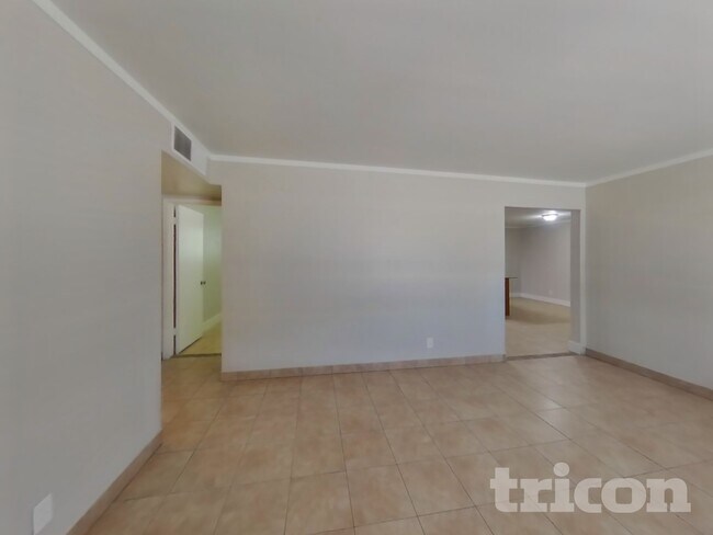 Foto del edificio - 1649 W Pueblo Ave