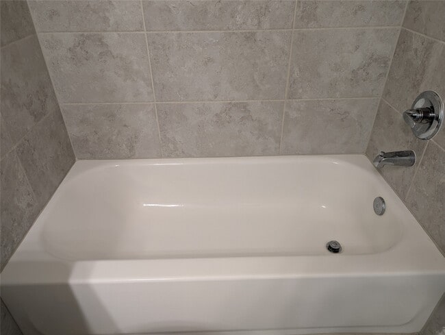 Building Photo - 10323 Granite Ct