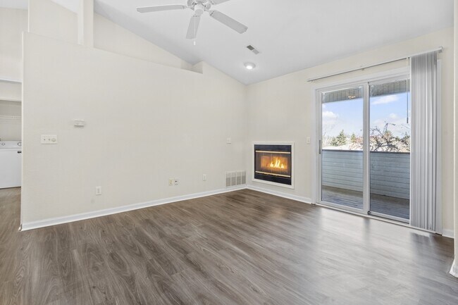 Foto del edificio - 1101 Linden Ln