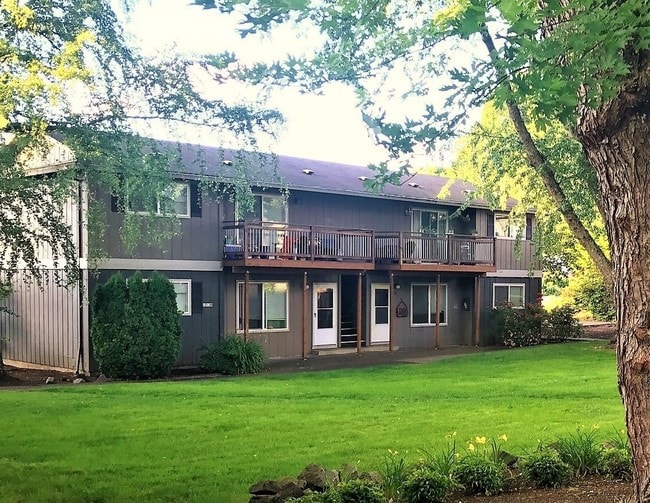 Building Photo - Pheasant Court Apartments