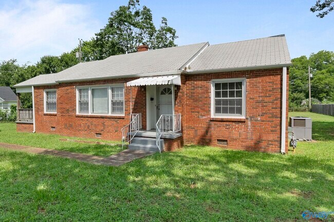 Foto del edificio - 2305 Andrew Jackson Way NE