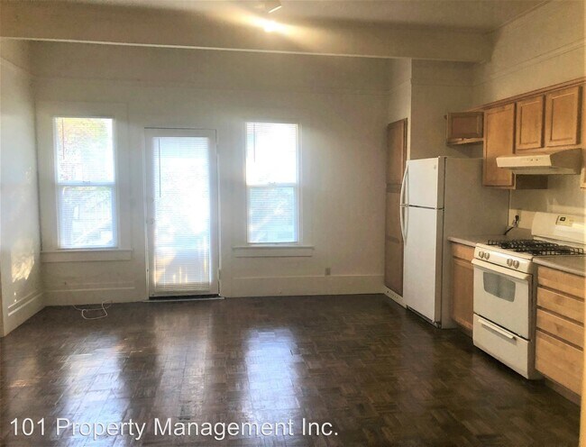 Building Photo - 13270 US-101