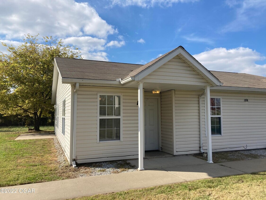 2898 S Kenser Rd Unit A, Joplin, MO 64801 Condo for Rent in Joplin, MO