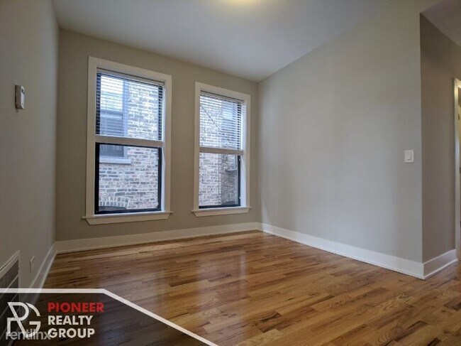 Foto del edificio - 635 W Oakdale Ave