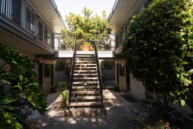 Building Photo - NEW 200 East 15th Street