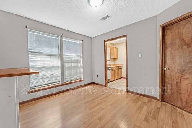 Building Photo - 5138 Cumberland Cove Dr