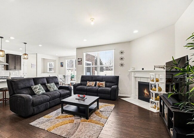 Foto del edificio - 49772 Shoreline Dr