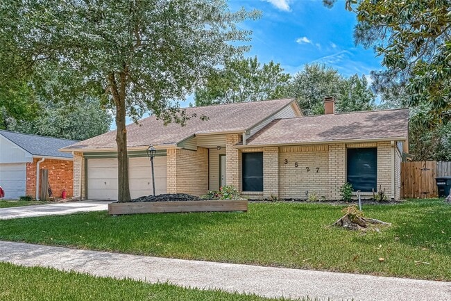 Building Photo - 3527 Acorn Springs Ln