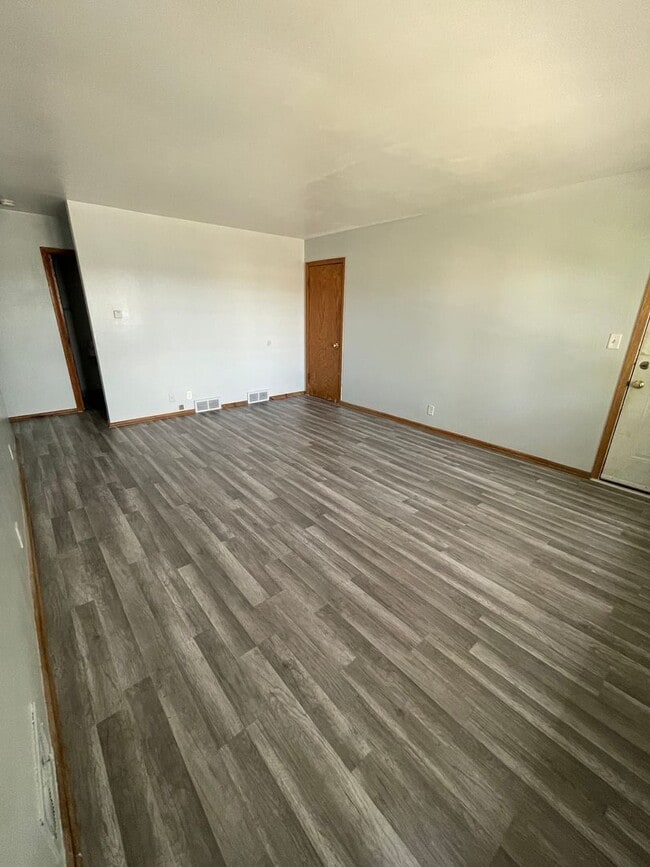 Foto del edificio - Large 3bed/1.5 bath unit!