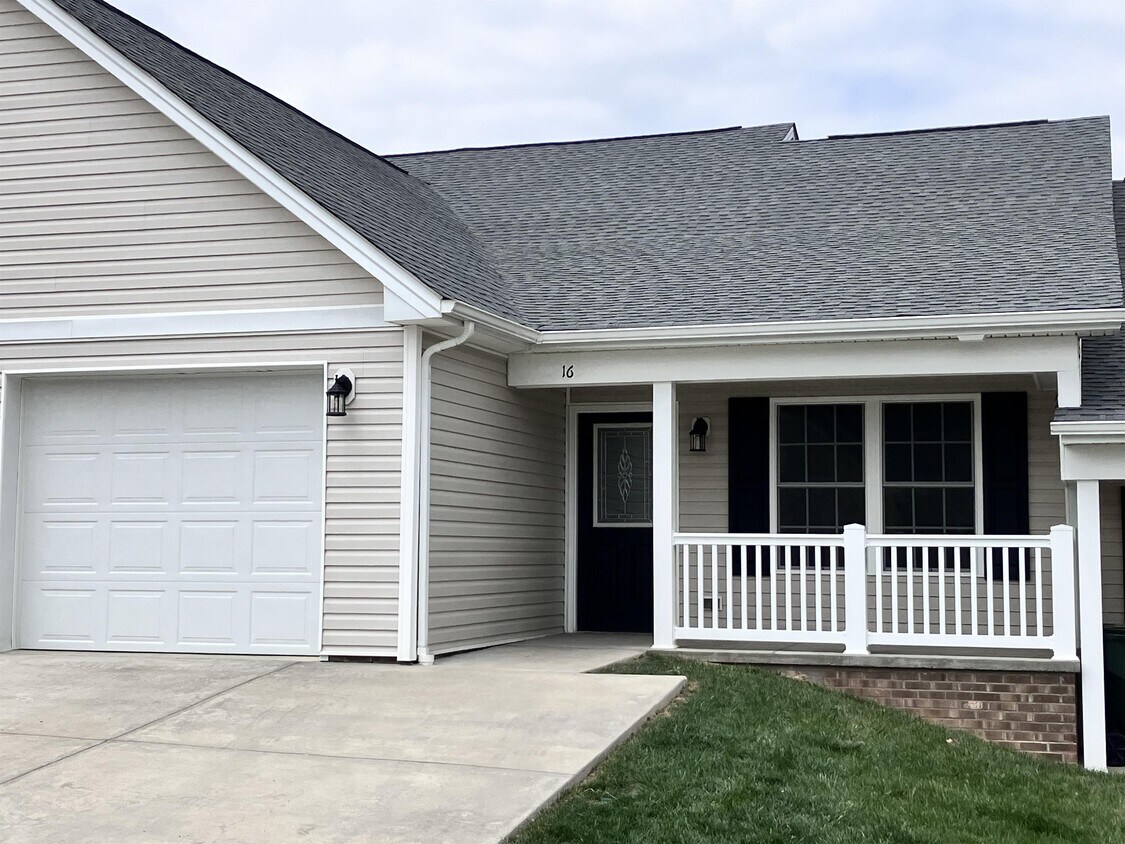 16 Jackmia Way, Staunton, VA 24401 Townhome Rentals in Staunton VA