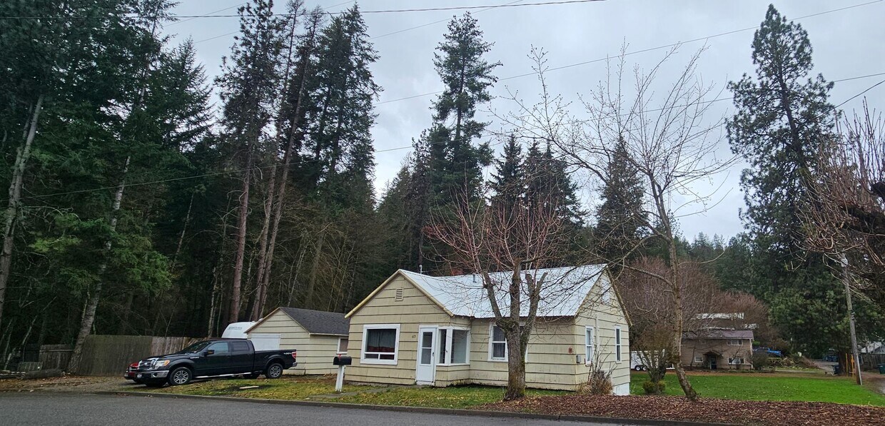 Foto principal - Downtown Coeur d'Alene home close to Sande...