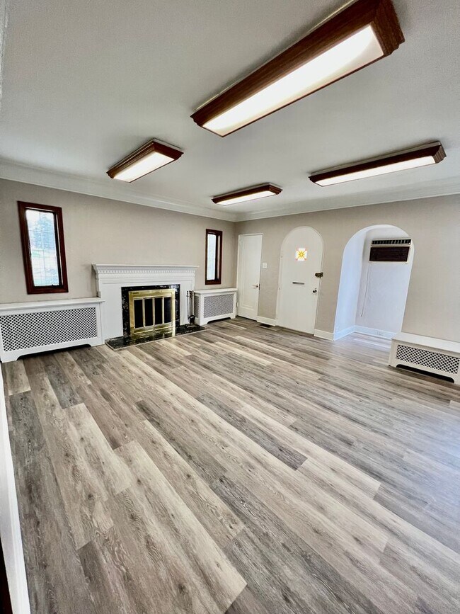 Foto del edificio - Charming Allison Park 3-bedroom, 1.5-bath ...