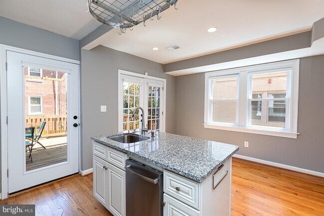 Building Photo - 6309 9th St NW