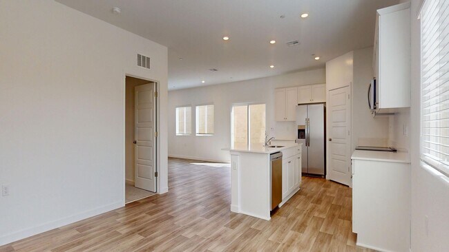 Foto del edificio - 3249 Carambola Ave