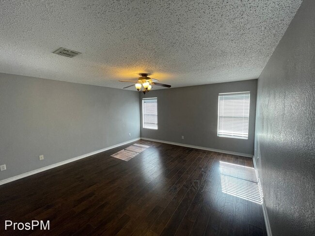 Building Photo - 3 br, 2 bath House - 8513 Swan Park