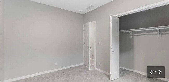Foto del edificio - 7923 N 93rd St