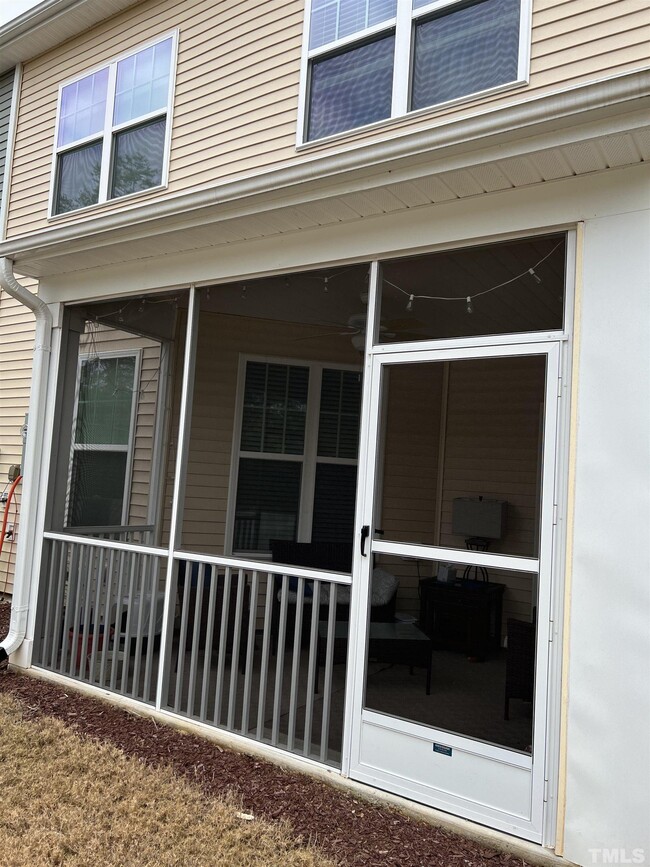 Building Photo - 6025 Beale Loop
