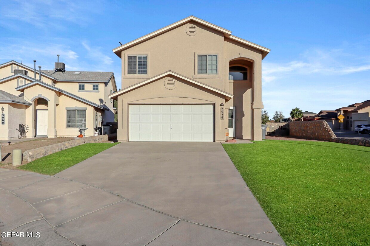 Foto principal - 3956 Tierra Fiji Ln
