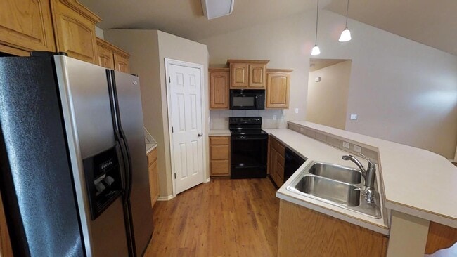 Building Photo - 2311 Timbercrest Dr