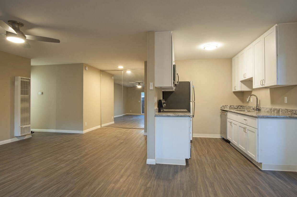 Foto del edificio - 1704 Lincoln Ave