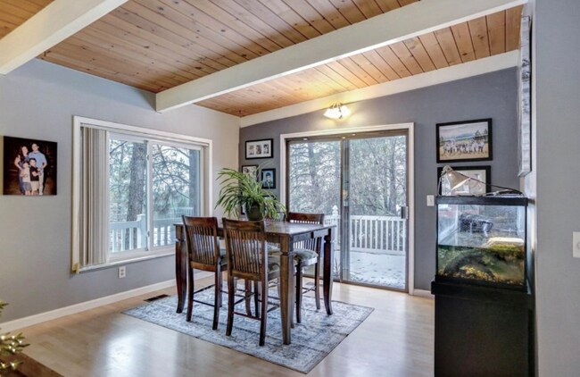 Foto del edificio - 6305 E 15th Ave