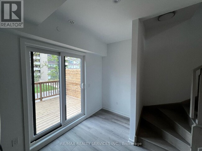 Building Photo - 19 CALAMINT Ln