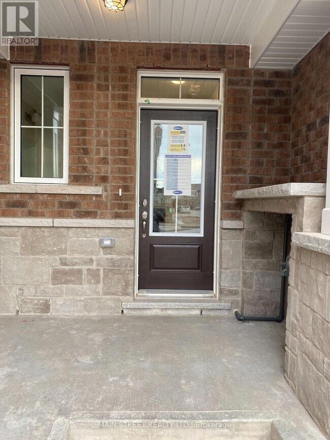 Building Photo - 899 Ash Gate
