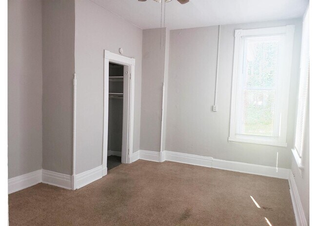 Foto del edificio - 3218 Bishop St