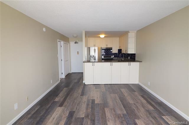 Building Photo - 55 S Kukui St
