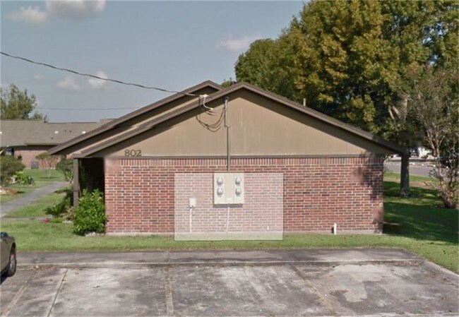 Building Photo - 100 Elsie Ct