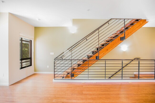 Foto del edificio - 1215 Wood St