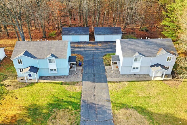 Building Photo - 860 - 868 Cynthia Ct