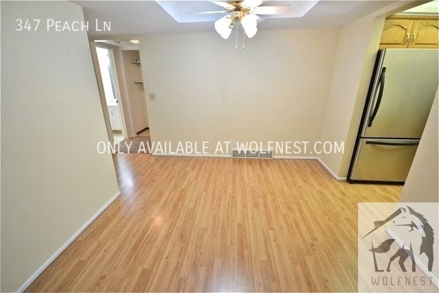 Building Photo - Beautiful 2 Bed Bountiful Condo! No Deposi...