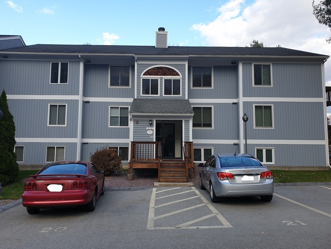 330 Sunderland Rd, Worcester, MA 01604 Condo for Rent in Worcester