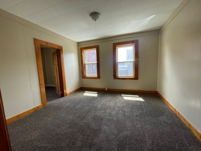Building Photo - 309 Hampden St